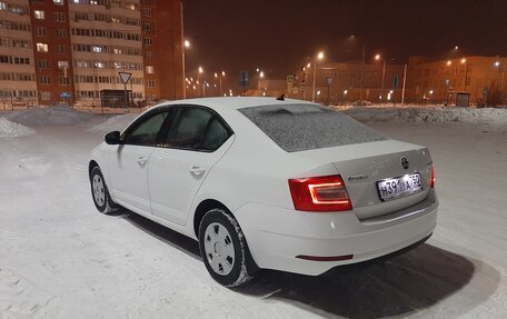 Skoda Octavia, 2018 год, 1 050 000 рублей, 4 фотография