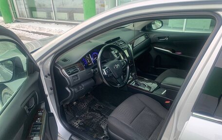 Toyota Camry, 2016 год, 2 300 000 рублей, 6 фотография