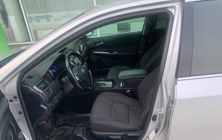 Toyota Camry, 2016 год, 2 300 000 рублей, 8 фотография