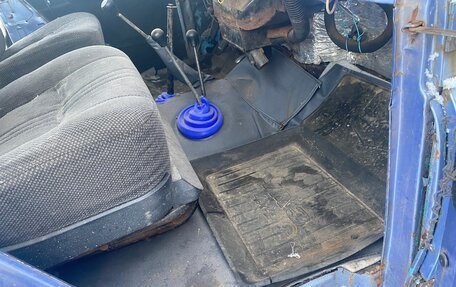 ЛуАЗ 3151, 1985 год, 235 000 рублей, 11 фотография