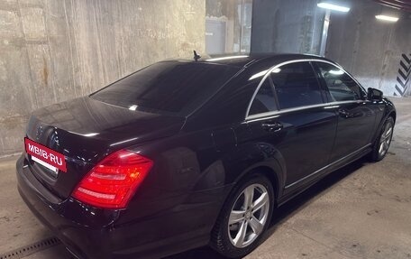 Mercedes-Benz S-Класс, 2013 год, 2 500 000 рублей, 2 фотография