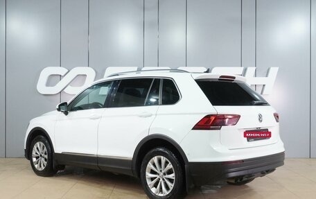 Volkswagen Tiguan II, 2017 год, 2 349 000 рублей, 2 фотография