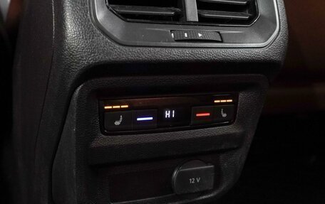 Volkswagen Tiguan II, 2017 год, 2 349 000 рублей, 13 фотография