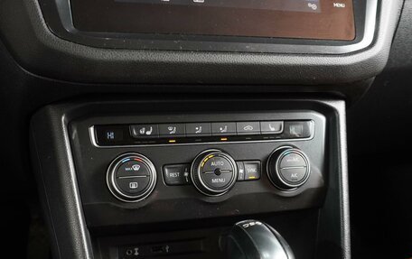 Volkswagen Tiguan II, 2017 год, 2 349 000 рублей, 12 фотография