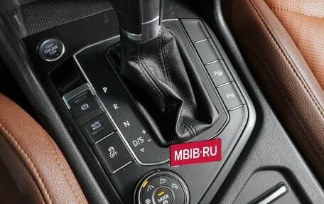 Volkswagen Tiguan II, 2017 год, 2 349 000 рублей, 18 фотография