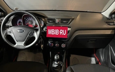KIA Rio III рестайлинг, 2016 год, 880 000 рублей, 10 фотография
