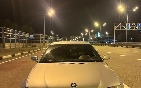 BMW 3 серия, 2004 год, 750 000 рублей, 4 фотография