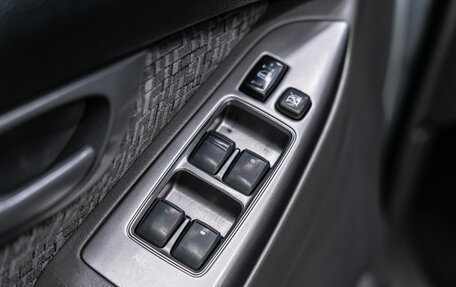 Toyota Land Cruiser Prado 120 рестайлинг, 2008 год, 2 149 000 рублей, 8 фотография