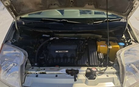 Honda Mobilio I, 2002 год, 365 000 рублей, 11 фотография