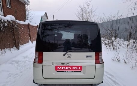 Honda Mobilio I, 2002 год, 365 000 рублей, 7 фотография