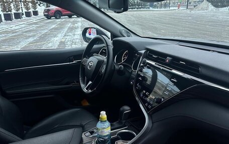 Toyota Camry, 2019 год, 2 900 000 рублей, 7 фотография