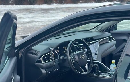 Toyota Camry, 2019 год, 2 900 000 рублей, 6 фотография