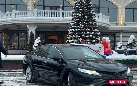 Toyota Camry, 2019 год, 2 900 000 рублей, 2 фотография