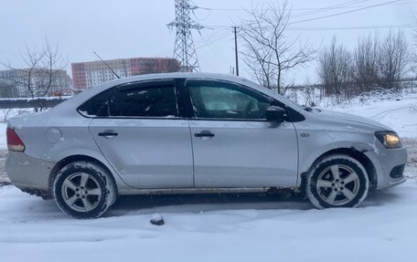 Volkswagen Polo VI (EU Market), 2010 год, 290 000 рублей, 1 фотография