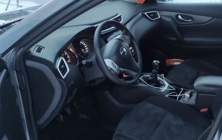 Nissan X-Trail, 2017 год, 1 890 000 рублей, 4 фотография