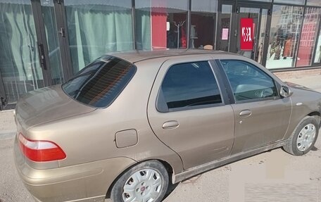 Fiat Albea I рестайлинг, 2010 год, 205 000 рублей, 2 фотография