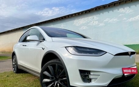 Tesla Model X I, 2018 год, 5 800 000 рублей, 3 фотография