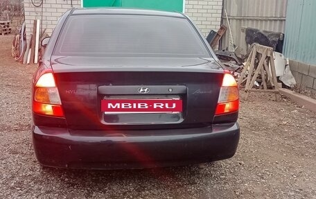 Hyundai Accent II, 2006 год, 300 000 рублей, 2 фотография