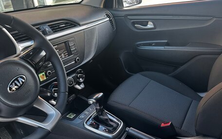 KIA Rio IV, 2020 год, 1 000 000 рублей, 9 фотография