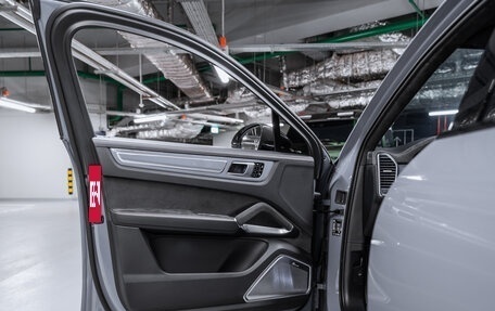 Porsche Cayenne III, 2022 год, 22 500 000 рублей, 22 фотография