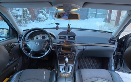 Mercedes-Benz E-Класс, 2002 год, 740 000 рублей, 9 фотография