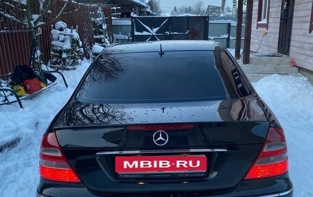 Mercedes-Benz E-Класс, 2002 год, 740 000 рублей, 6 фотография