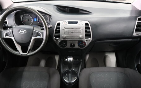 Hyundai i20 IB рестайлинг, 2010 год, 779 000 рублей, 14 фотография