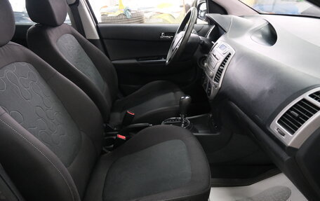 Hyundai i20 IB рестайлинг, 2010 год, 779 000 рублей, 20 фотография