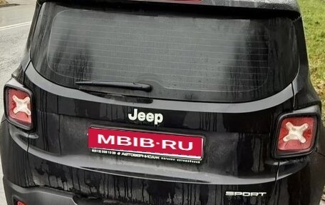 Jeep Renegade I рестайлинг, 2017 год, 1 630 000 рублей, 6 фотография