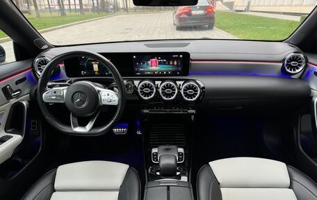 Mercedes-Benz CLA, 2019 год, 2 450 000 рублей, 11 фотография