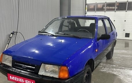 ИЖ 2126 «Ода», 2001 год, 130 000 рублей, 2 фотография