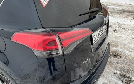 Toyota RAV4, 2018 год, 3 350 000 рублей, 7 фотография