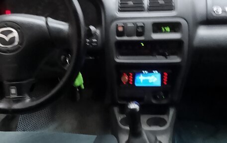 Mazda 323, 1998 год, 200 000 рублей, 8 фотография