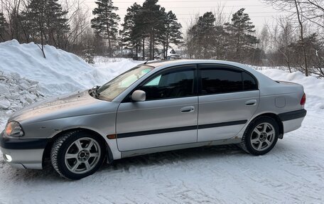 Toyota Avensis III рестайлинг, 2001 год, 350 000 рублей, 3 фотография