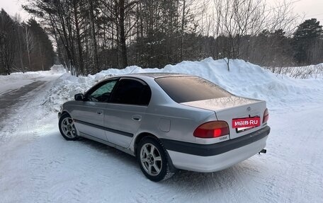 Toyota Avensis III рестайлинг, 2001 год, 350 000 рублей, 4 фотография