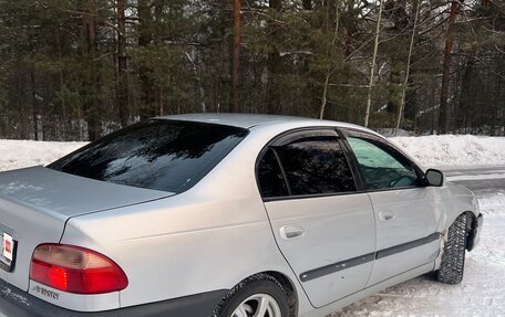 Toyota Avensis III рестайлинг, 2001 год, 350 000 рублей, 7 фотография