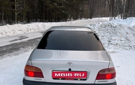 Toyota Avensis III рестайлинг, 2001 год, 350 000 рублей, 5 фотография