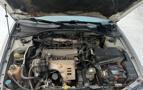 Toyota Avensis III рестайлинг, 2001 год, 350 000 рублей, 17 фотография