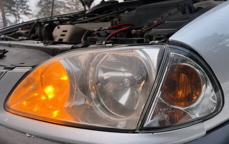 Toyota Avensis III рестайлинг, 2001 год, 350 000 рублей, 19 фотография