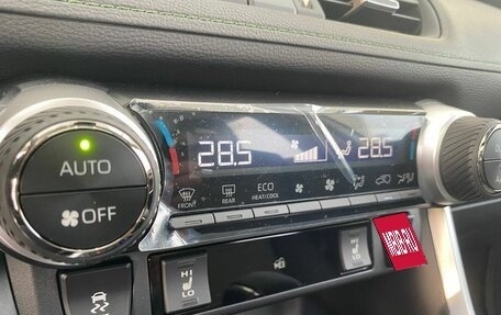 Toyota RAV4, 2025 год, 4 190 000 рублей, 17 фотография