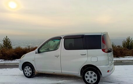 Toyota FunCargo, 2000 год, 420 000 рублей, 9 фотография