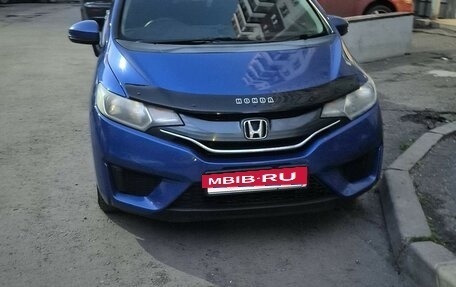 Honda Fit III, 2015 год, 890 000 рублей, 4 фотография