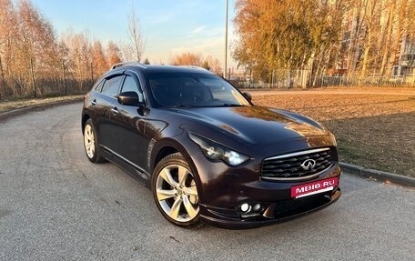 Infiniti FX II, 2010 год, 1 860 000 рублей, 2 фотография