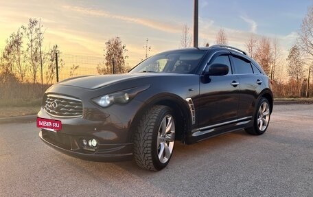 Infiniti FX II, 2010 год, 1 860 000 рублей, 8 фотография