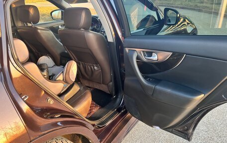 Infiniti FX II, 2010 год, 1 860 000 рублей, 12 фотография