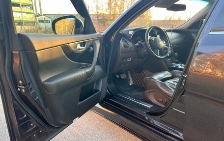 Infiniti FX II, 2010 год, 1 860 000 рублей, 15 фотография