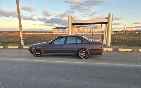 BMW 7 серия, 1999 год, 2 550 000 рублей, 1 фотография