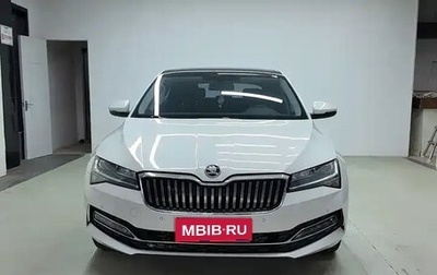 Skoda Superb III рестайлинг, 2021 год, 1 677 000 рублей, 1 фотография