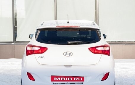 Hyundai i30 II рестайлинг, 2013 год, 849 000 рублей, 4 фотография