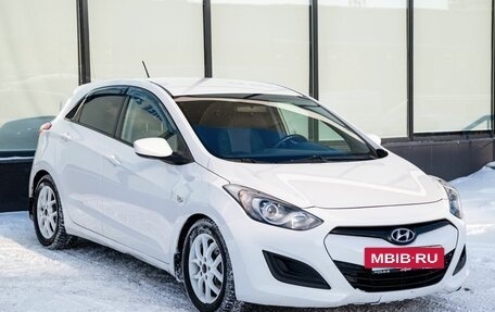 Hyundai i30 II рестайлинг, 2013 год, 849 000 рублей, 7 фотография